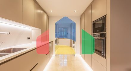 Торре Бермеха, Восточная Эстепона. Великолепный пентхаус с видом на море в роскошной урбанизации на первой линии!