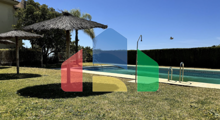 Угловая, светлая и просторная квартира с 3 спальнями на продажу в закрытом жилом комплексе в Эстепоне Угловая, светлая и просторная квартира с 3 спальнями на продажу в закрытом жилом комплексе в Эстепоне