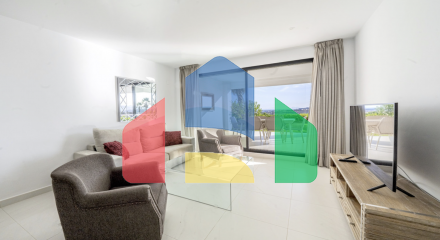 Квартира на первом этаже с 2 спальнями и 2 ванными комнатами