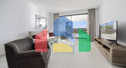 Квартира на первом этаже с 2 спальнями и 2 ванными комнатами