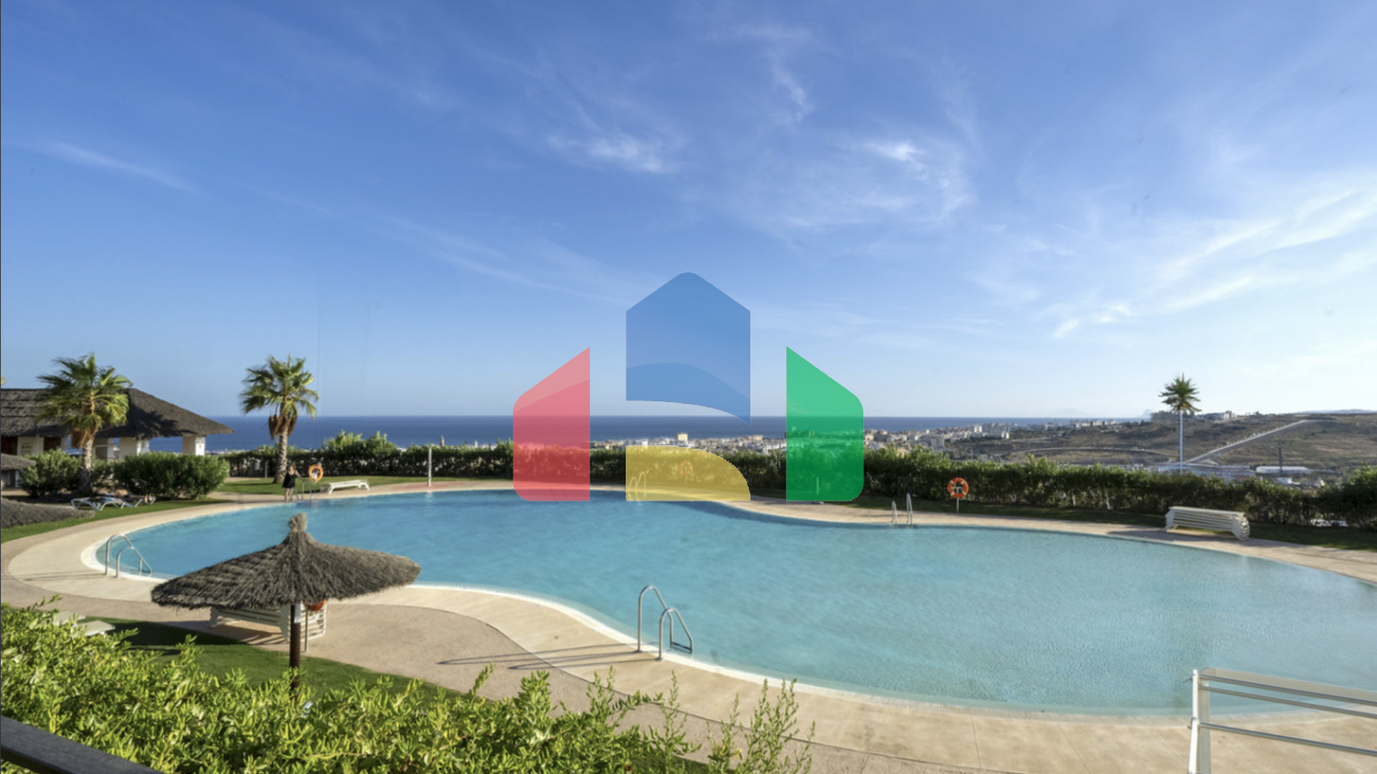 Квартира на первом этаже с 2 спальнями и 2 ванными комнатами