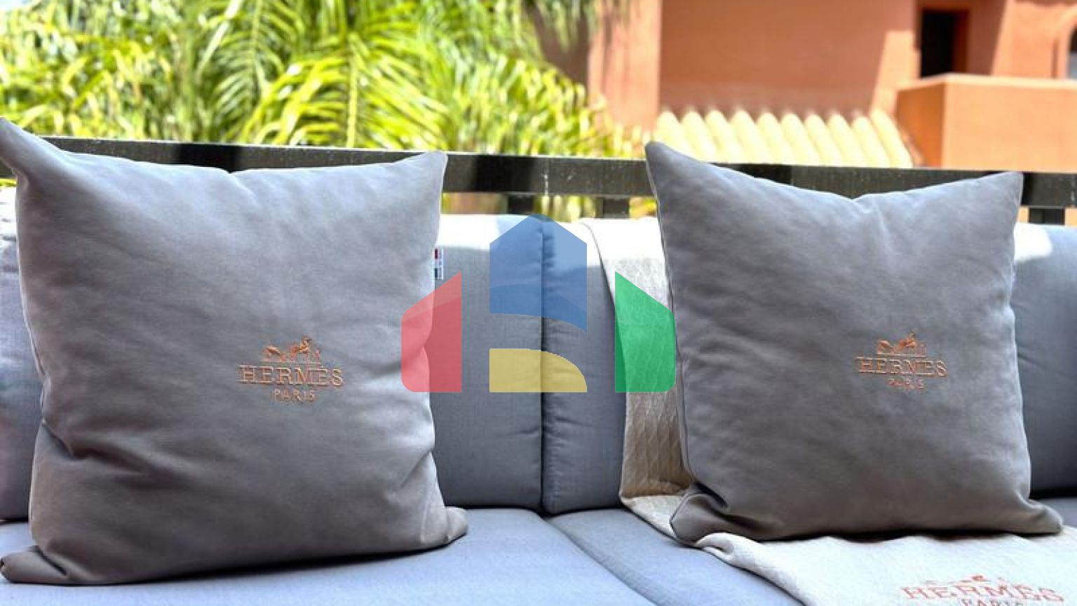 Великолепный Дуплекс-Пентхаус с Видами на Море и 4 Террасами