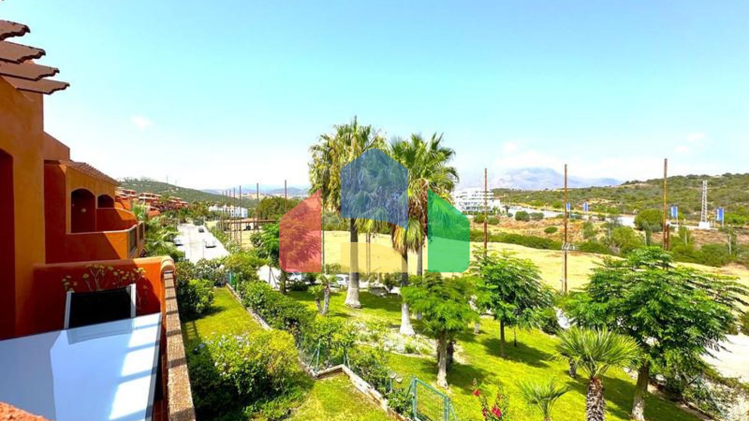 Великолепный Дуплекс-Пентхаус с Видами на Море и 4 Террасами