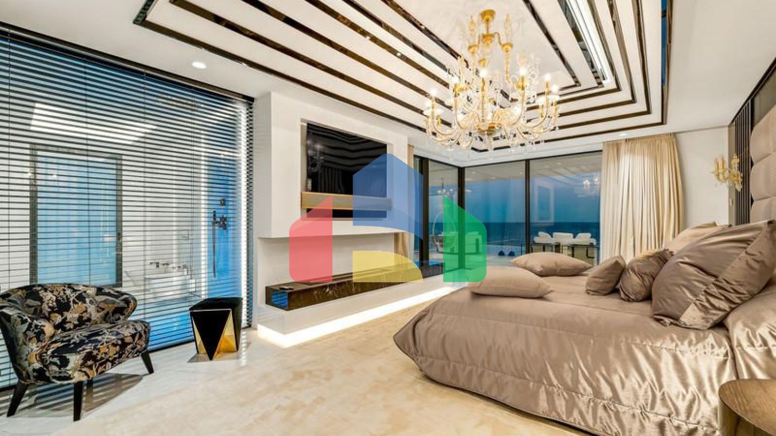 Продается впечатляющий пентхаус на Новой Золотой Миле.