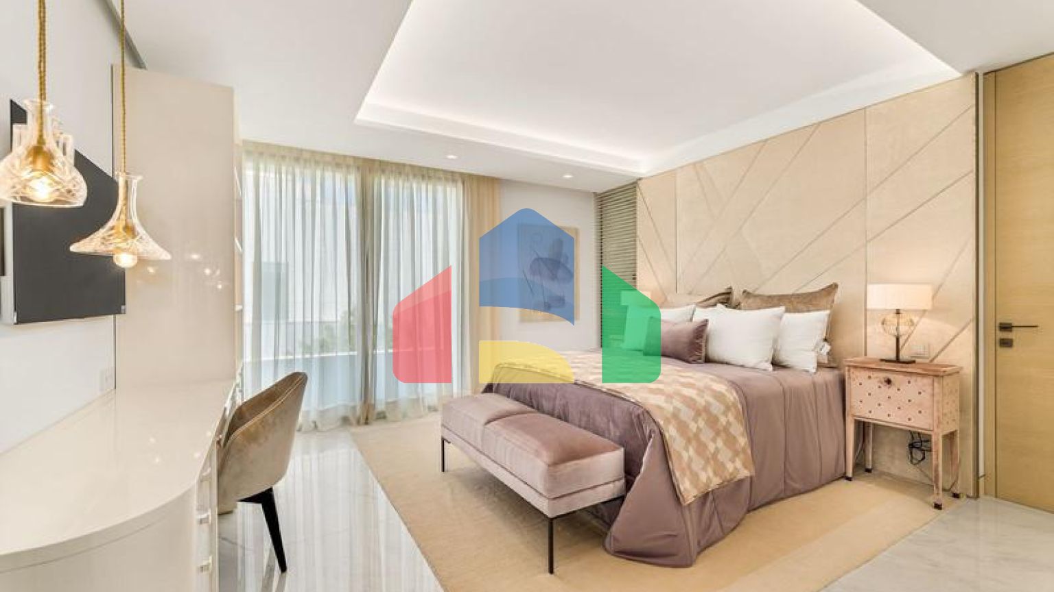 Продается впечатляющий пентхаус на Новой Золотой Миле.