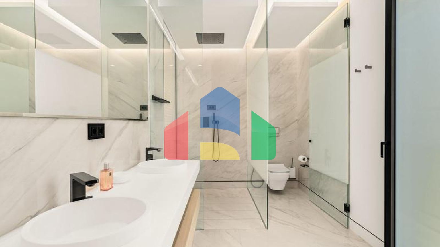 Продается впечатляющий пентхаус на Новой Золотой Миле.