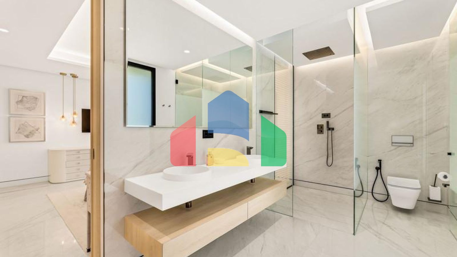 Продается впечатляющий пентхаус на Новой Золотой Миле.