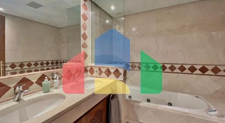 A beautiful 3 bedroom 2 bathroom penthouse situated right on the beachfront with simply amazing sea views.