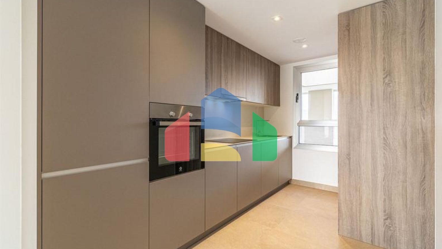 Пентхаус на продажу в Эстепоне.