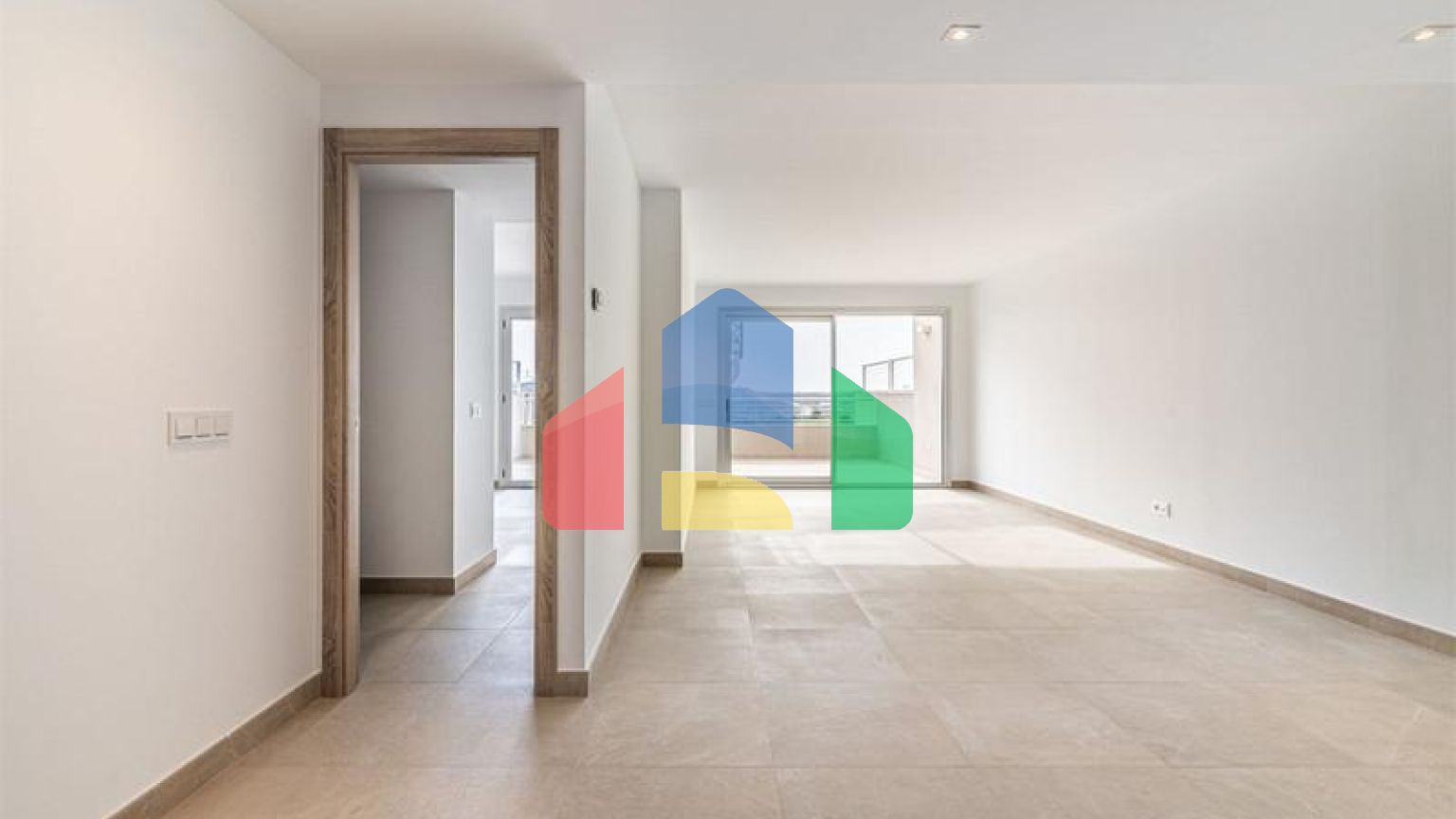 Пентхаус на продажу в Эстепоне.