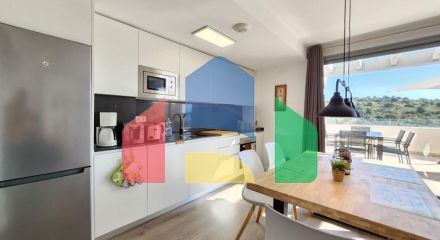 Эффектный недавно построенный двухуровневый пентхаус в урбанизации Serenity Views, Эстепона.