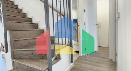 Эффектный недавно построенный двухуровневый пентхаус в урбанизации Serenity Views, Эстепона.