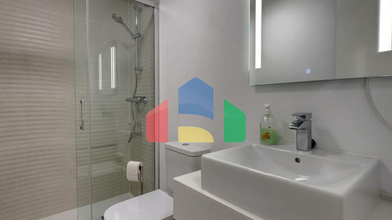 Эффектный недавно построенный двухуровневый пентхаус в урбанизации Serenity Views, Эстепона.