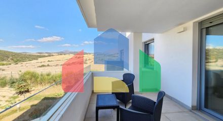 Эффектный недавно построенный двухуровневый пентхаус в урбанизации Serenity Views, Эстепона.