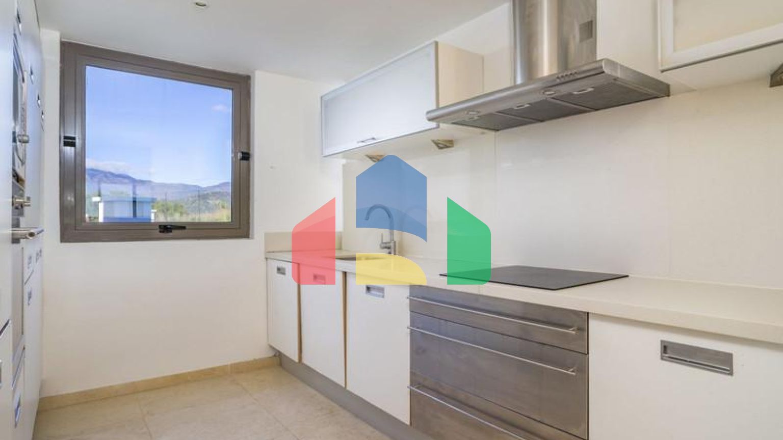 Эксклюзивная квартира в Los Flamingos: роскошь и комфорт на Коста-дель-Соль