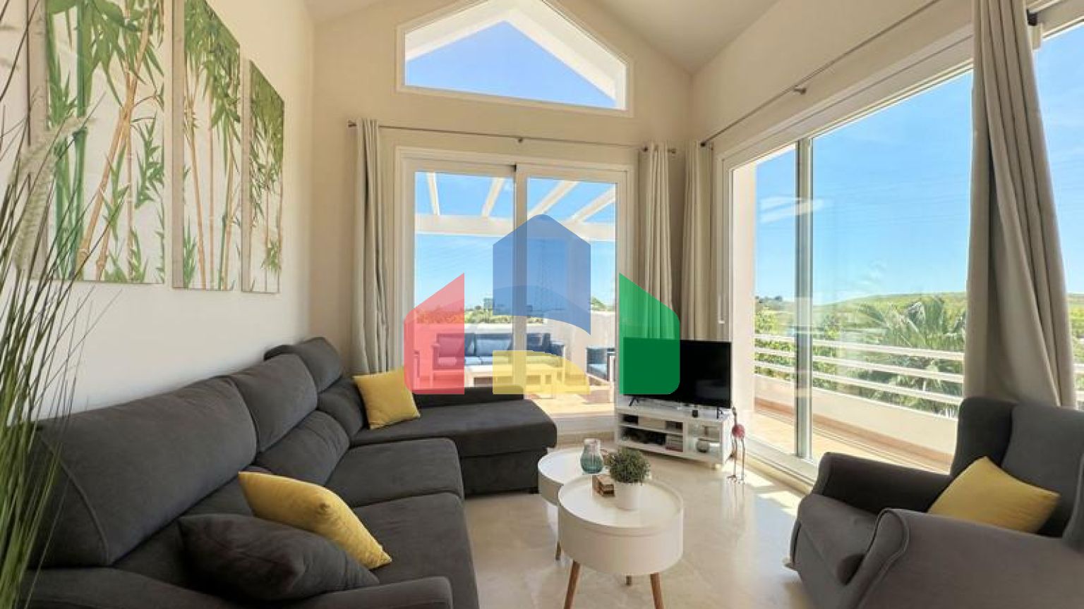 Эксклюзивная квартира в Los Flamingos: роскошь и комфорт на Коста-дель-Соль