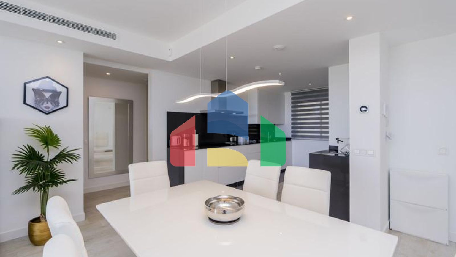 Эксклюзивная квартира в Los Flamingos: роскошь и комфорт на Коста-дель-Соль