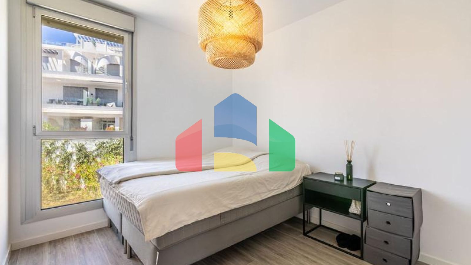 Пентхаус на продажу в Эстепоне