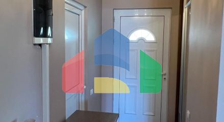 Просторный дом в Баошичи с отдельными квартирами и гаражом Просторный дом в Баошичи с отдельными квартирами и гаражом