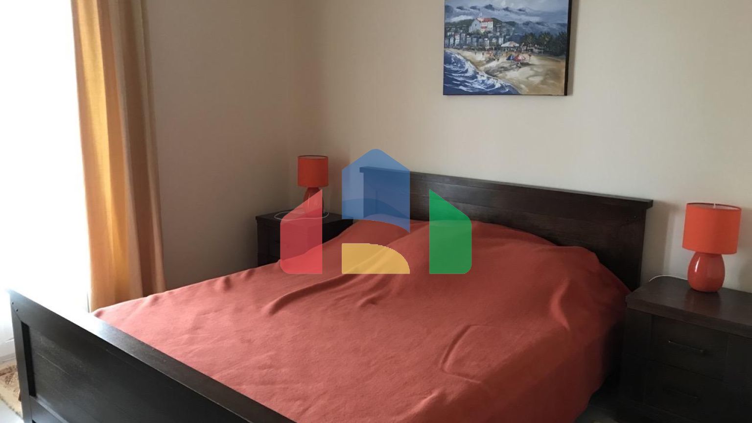 Просторный дом в Баошичи с отдельными квартирами и гаражом