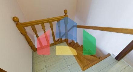 Двухэтажные апартаменты с видом на море