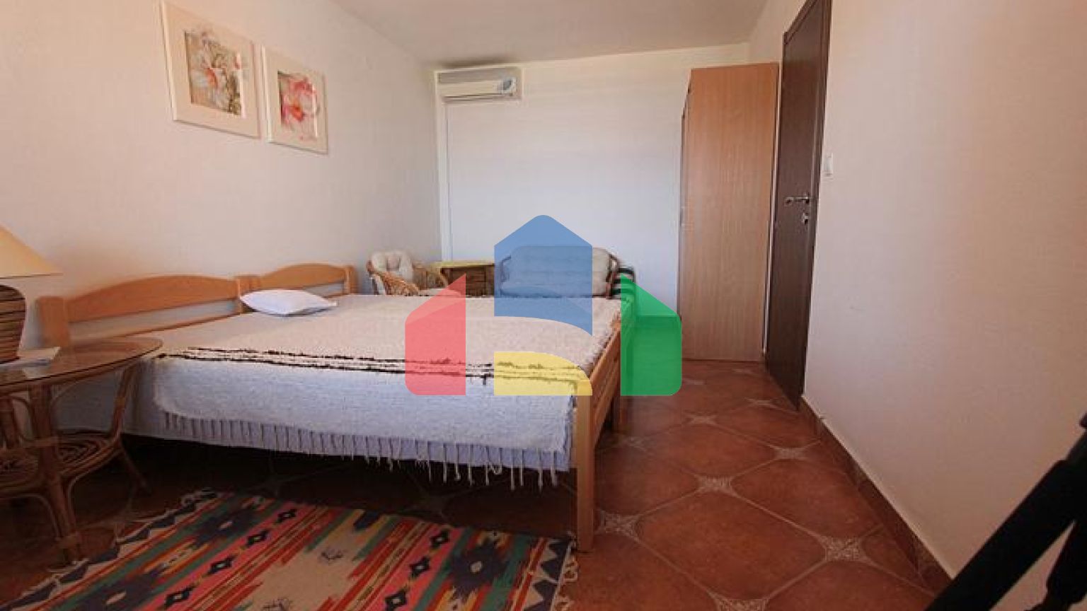 Дом в Герцег-Нови с большим садом