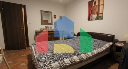 Дом в Герцег-Нови с большим садом