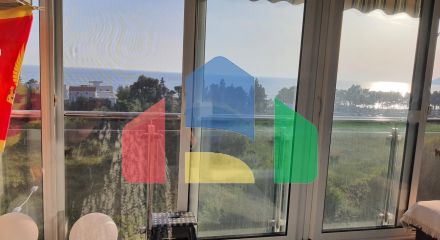Квартира с двумя спальнями с прямым видом на море