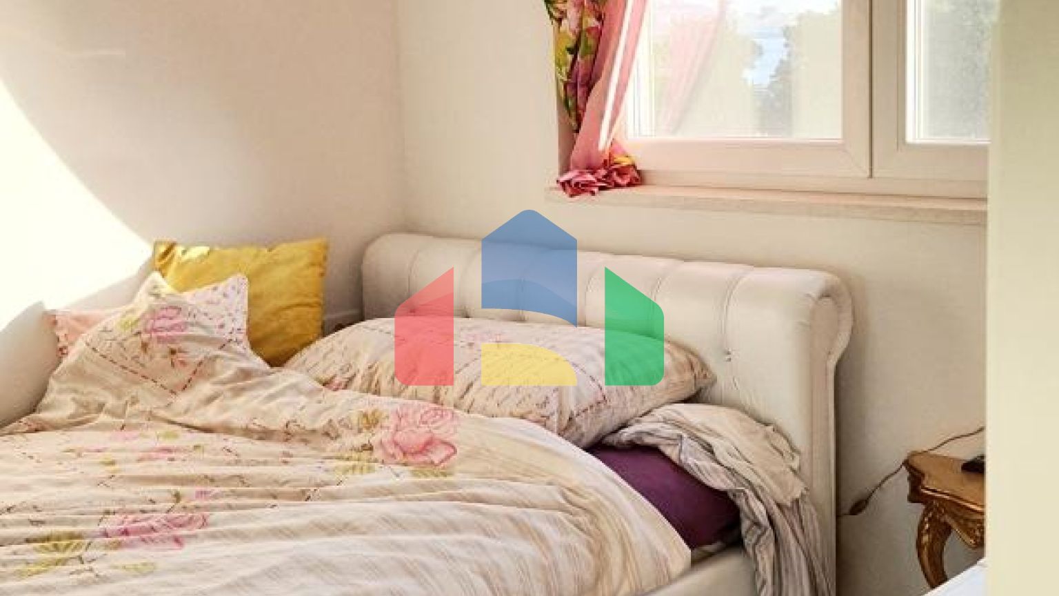 Квартира с двумя спальнями с прямым видом на море