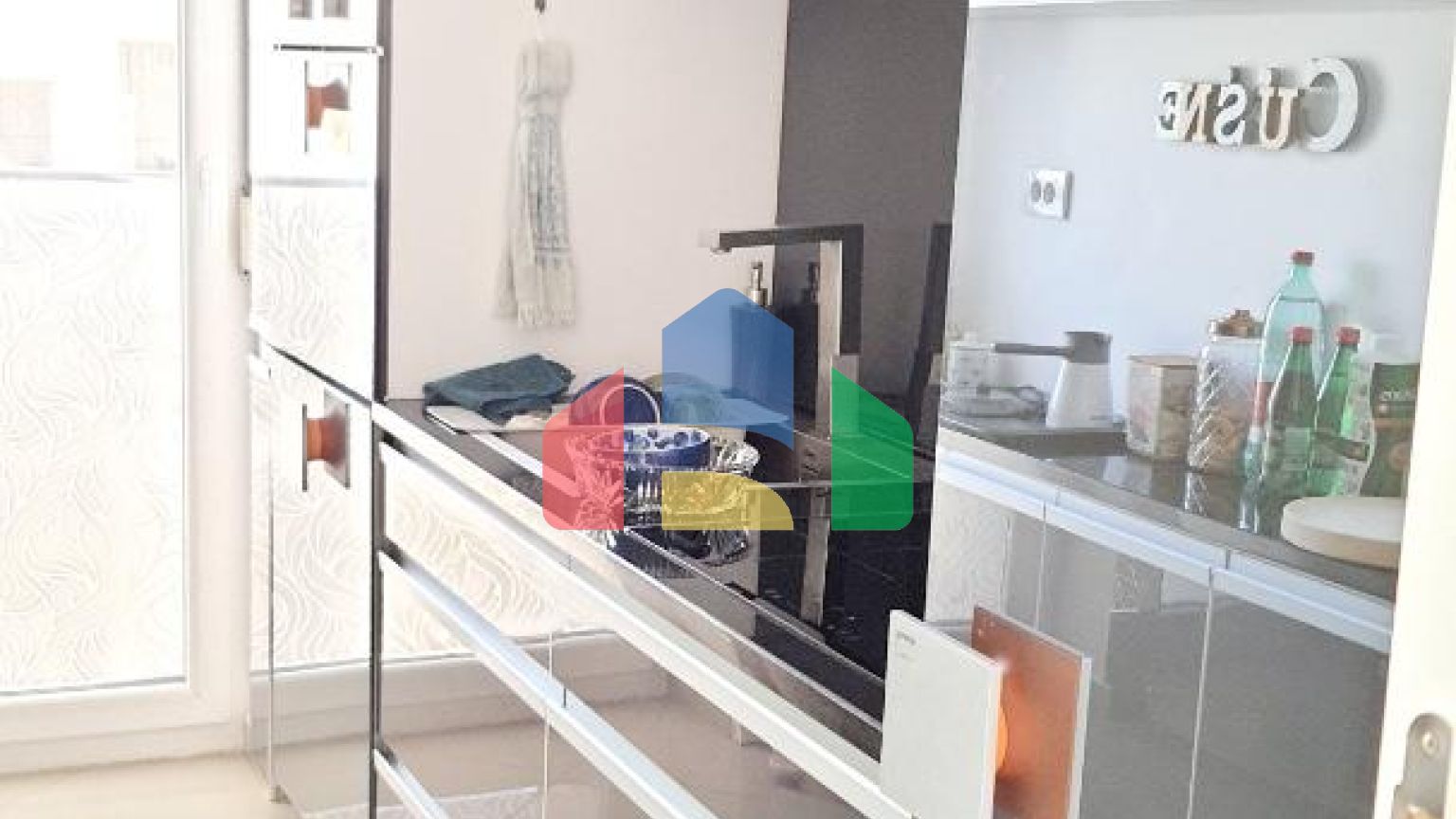 Квартира с двумя спальнями с прямым видом на море