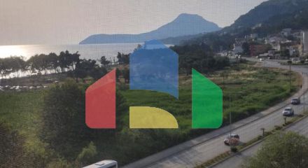 Квартира-дуплекс с 3 спальнями в Баре