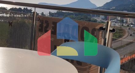 Квартира-дуплекс с 3 спальнями в Баре