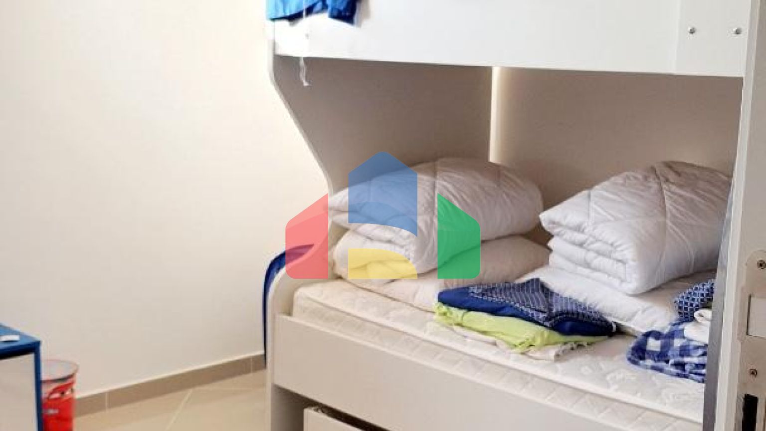 Квартира-дуплекс с 3 спальнями в Баре