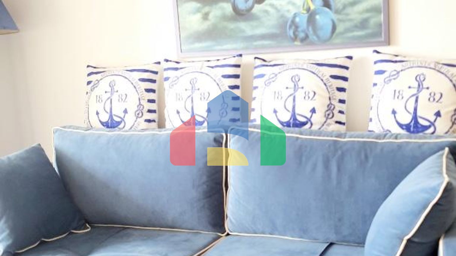 Квартира-дуплекс с 3 спальнями в Баре