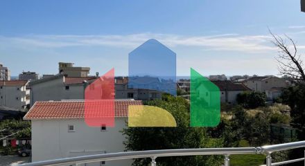 Просторная квартира в клубном доме в районе Ильино, Бар Просторная квартира в клубном доме в районе Ильино, Бар