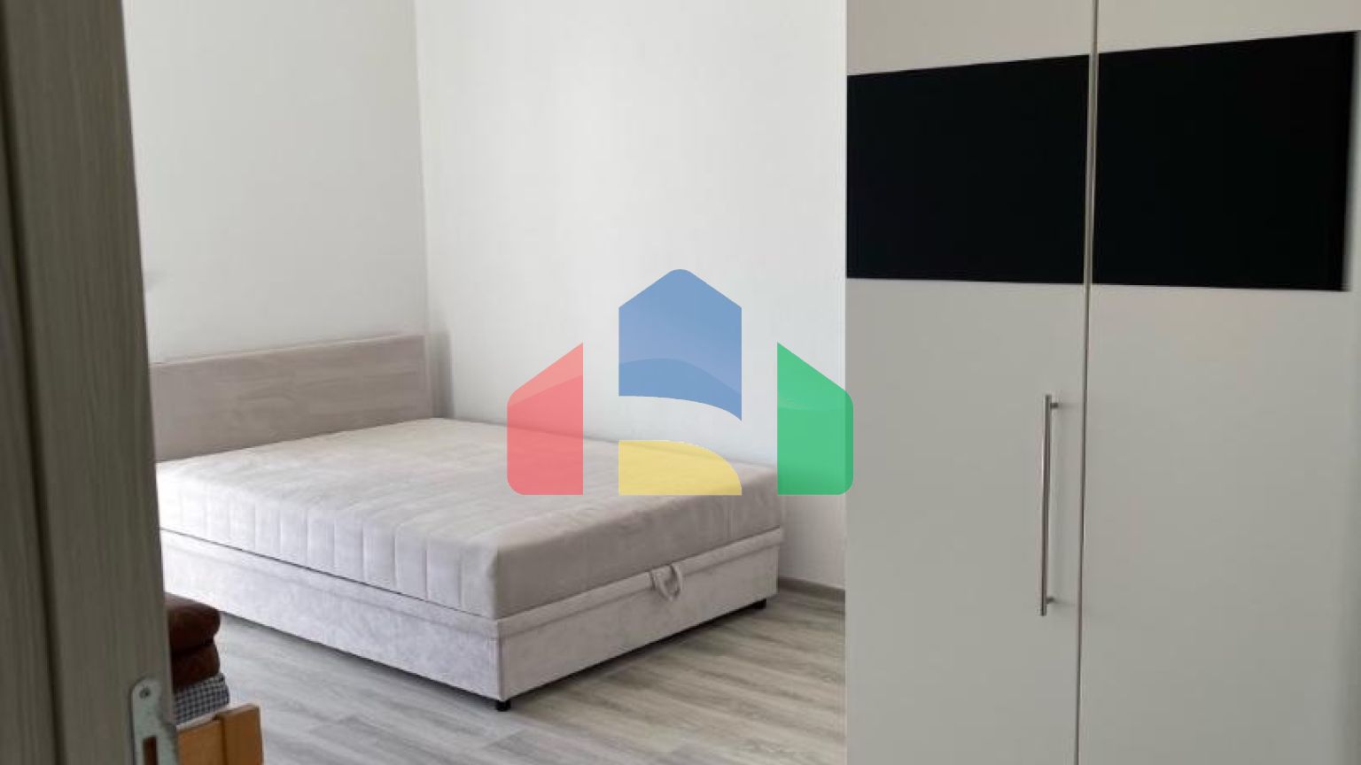 Просторная квартира в клубном доме в районе Ильино, Бар