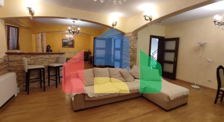 Просторная вилла в Шушани на большом участке земли