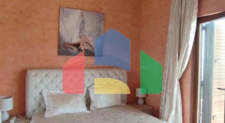 Просторная вилла в Шушани на большом участке земли