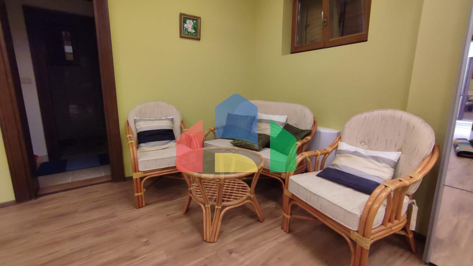 Просторная вилла в Шушани на большом участке земли