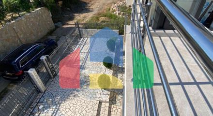 Современная вилла с бассейном в Баре