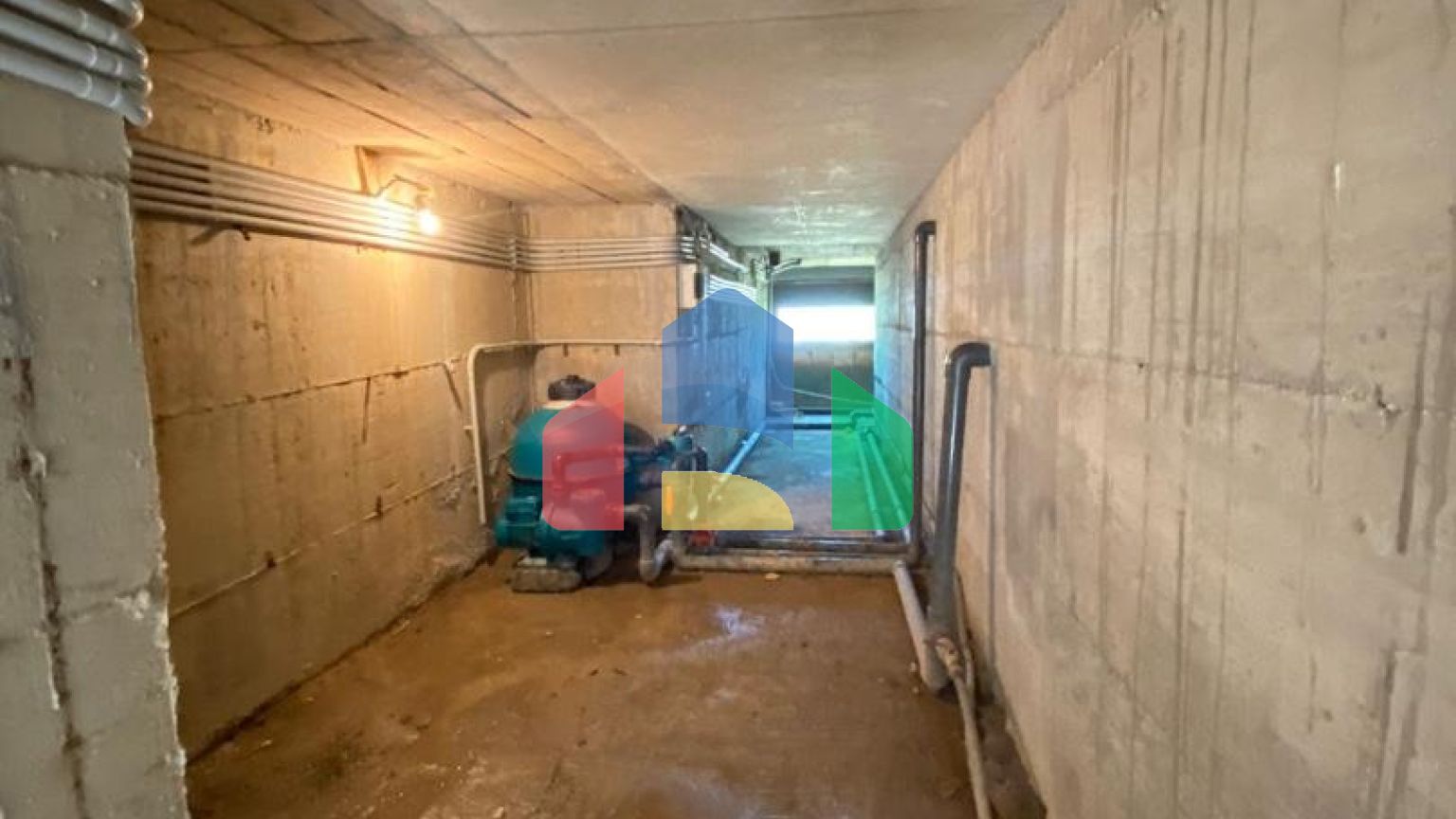 Современная вилла с бассейном в Баре