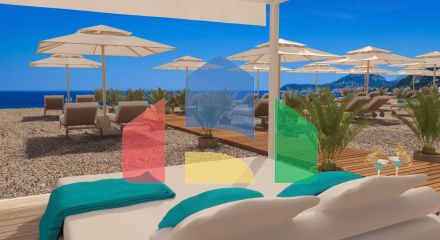 Апартаменты в элитном 5* отеле в Баре