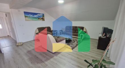 House with three apartments in Belishi, Bar