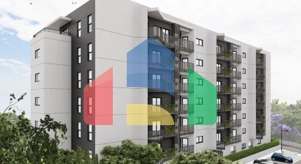 Квартиры  с двумя спальнями в многоквартирном доме в Баре.