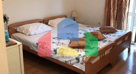 Дом в Шушани с двумя раздельными этажами