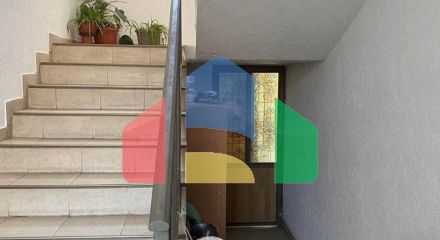 Дом в Шушани с двумя раздельными этажами