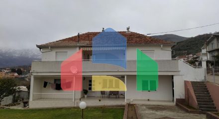 House in Bar with a large plot, Sustash district