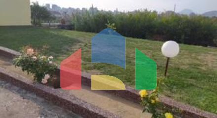 House in Bar with a large plot, Sustash district