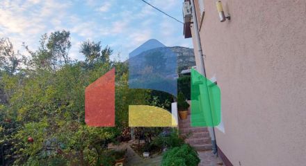 Трёхэтажный дом в Шушани, Барская ривьера.