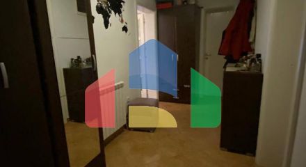 Семейный двухэтажный дом в Полье, Бар